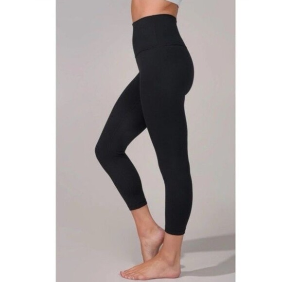 Yogalicious Lux Everyday Crop Tight Black NWT $78 XS - 2 Available - Picture 1 of 11